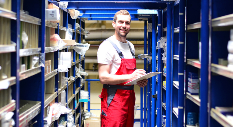 Machen Sie eine Aufstiegsfortbildung zum/zur Logistikmeister/-in beim bfw.