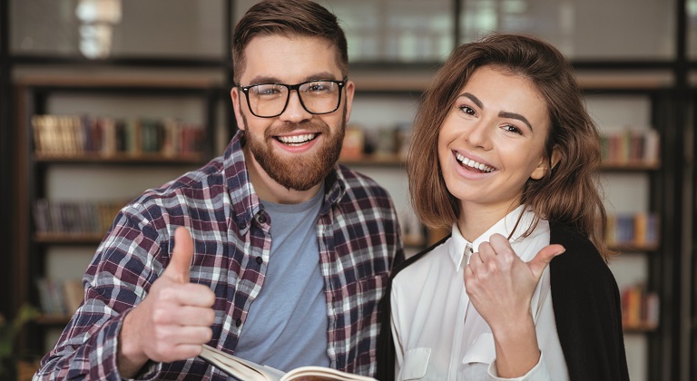 Schueler Bibliothek Fotolia 768x420X
