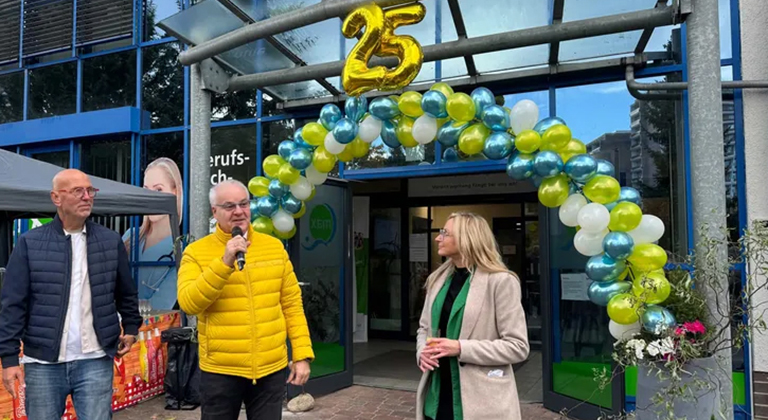 25 Jahre maxQ. Pflegeschule Neubrandenburg: Ein Jubiläum zum Feiern