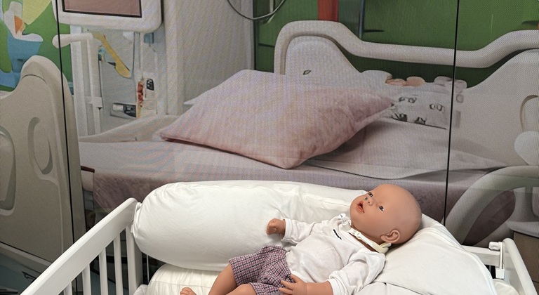 Pflegepuppe maxQ Karlsruhe HP